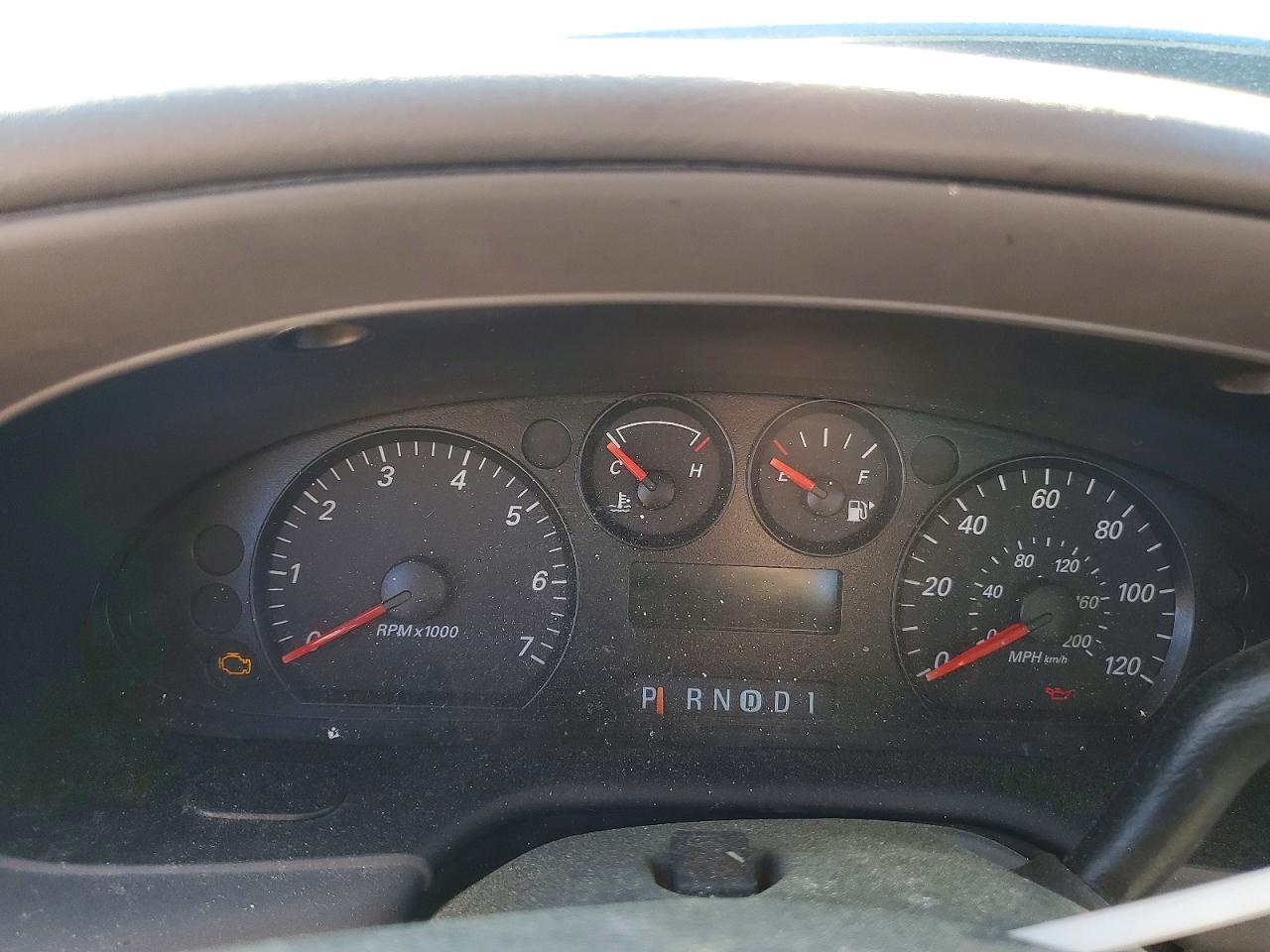 2006 FORD TAURUS