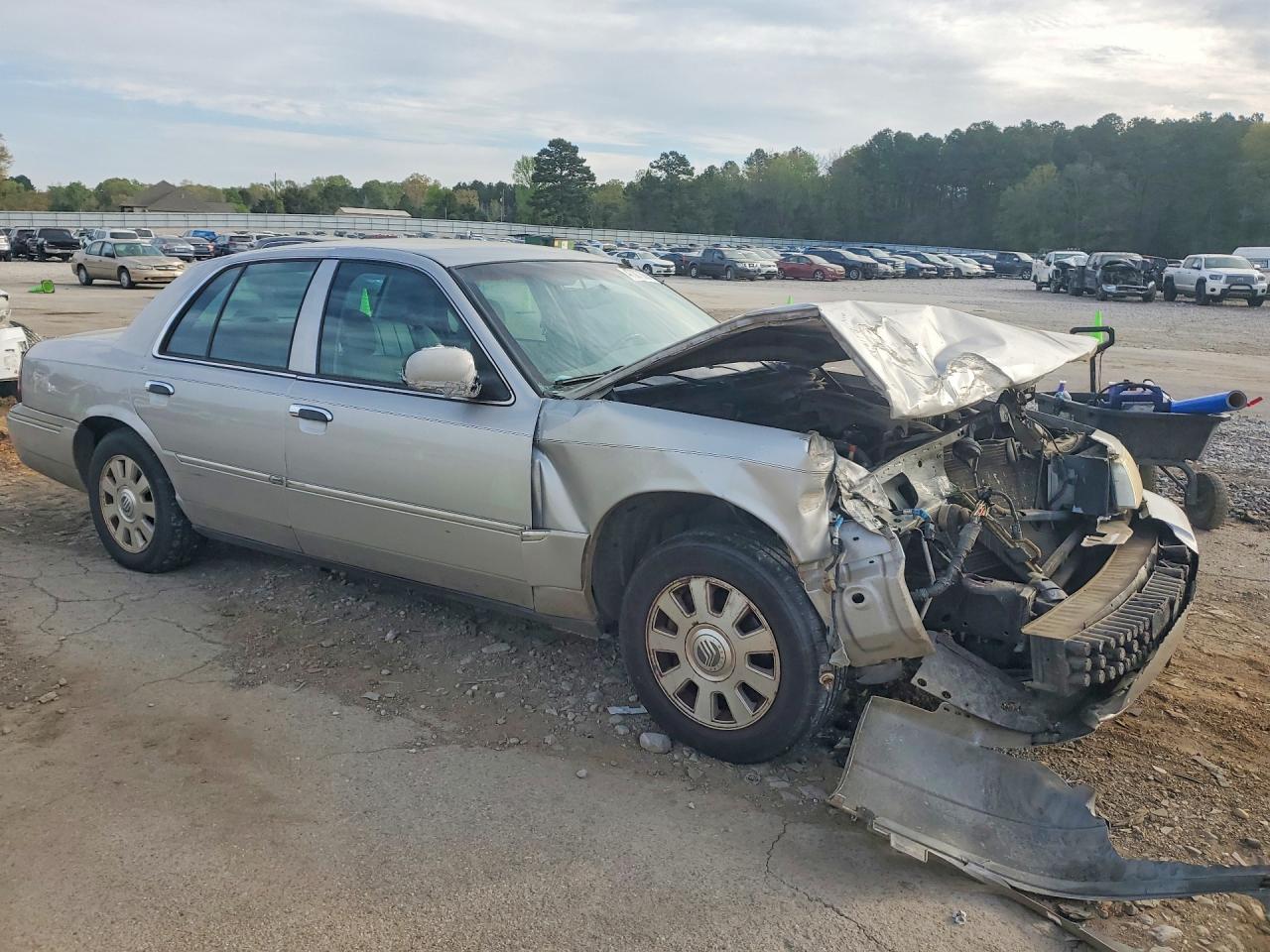 2004 MERCURY GRMARQUIS