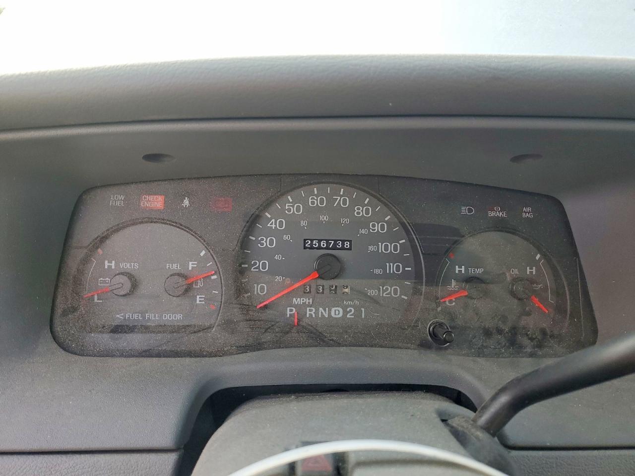 2004 MERCURY GRMARQUIS