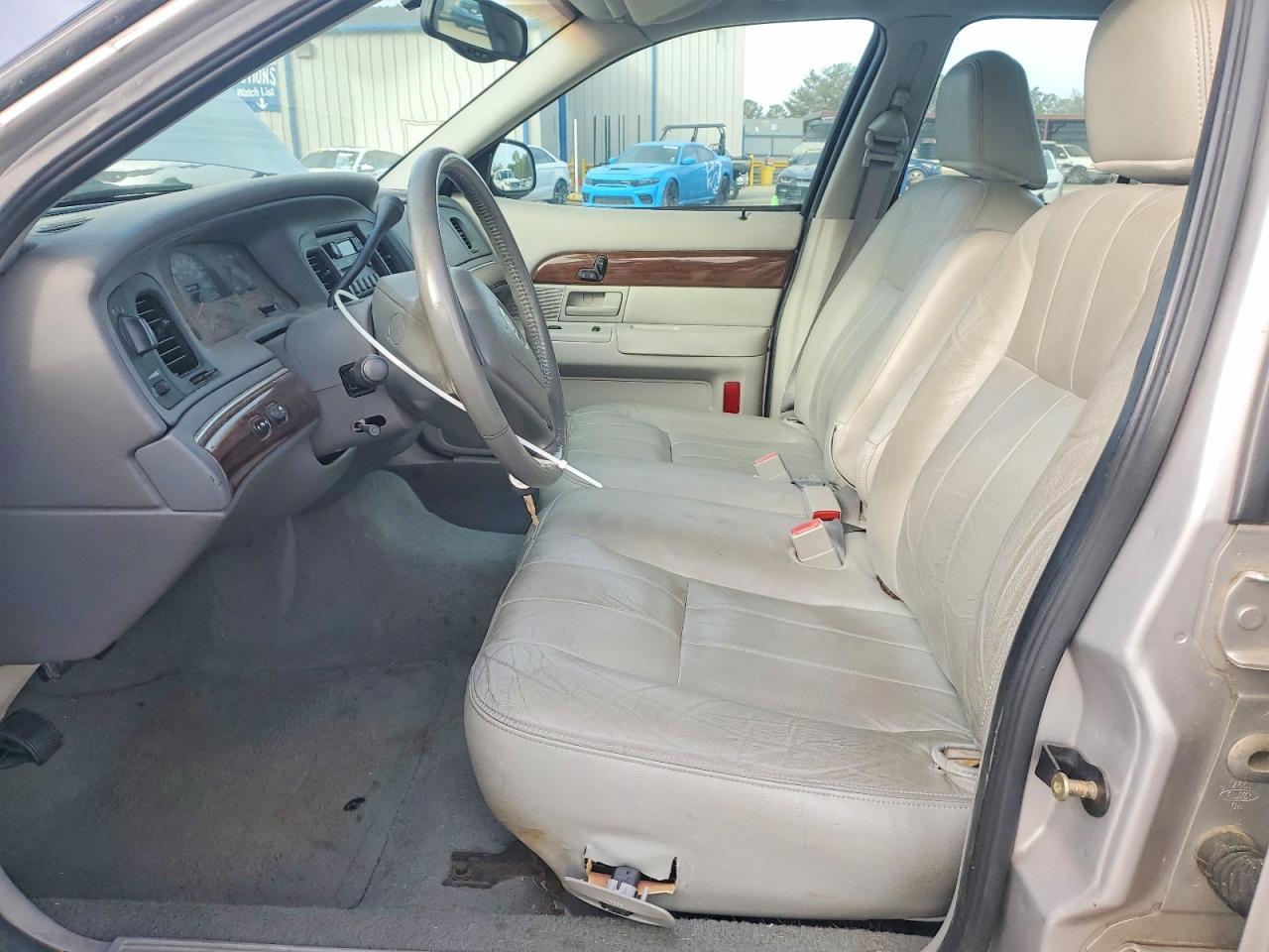 2004 MERCURY GRMARQUIS