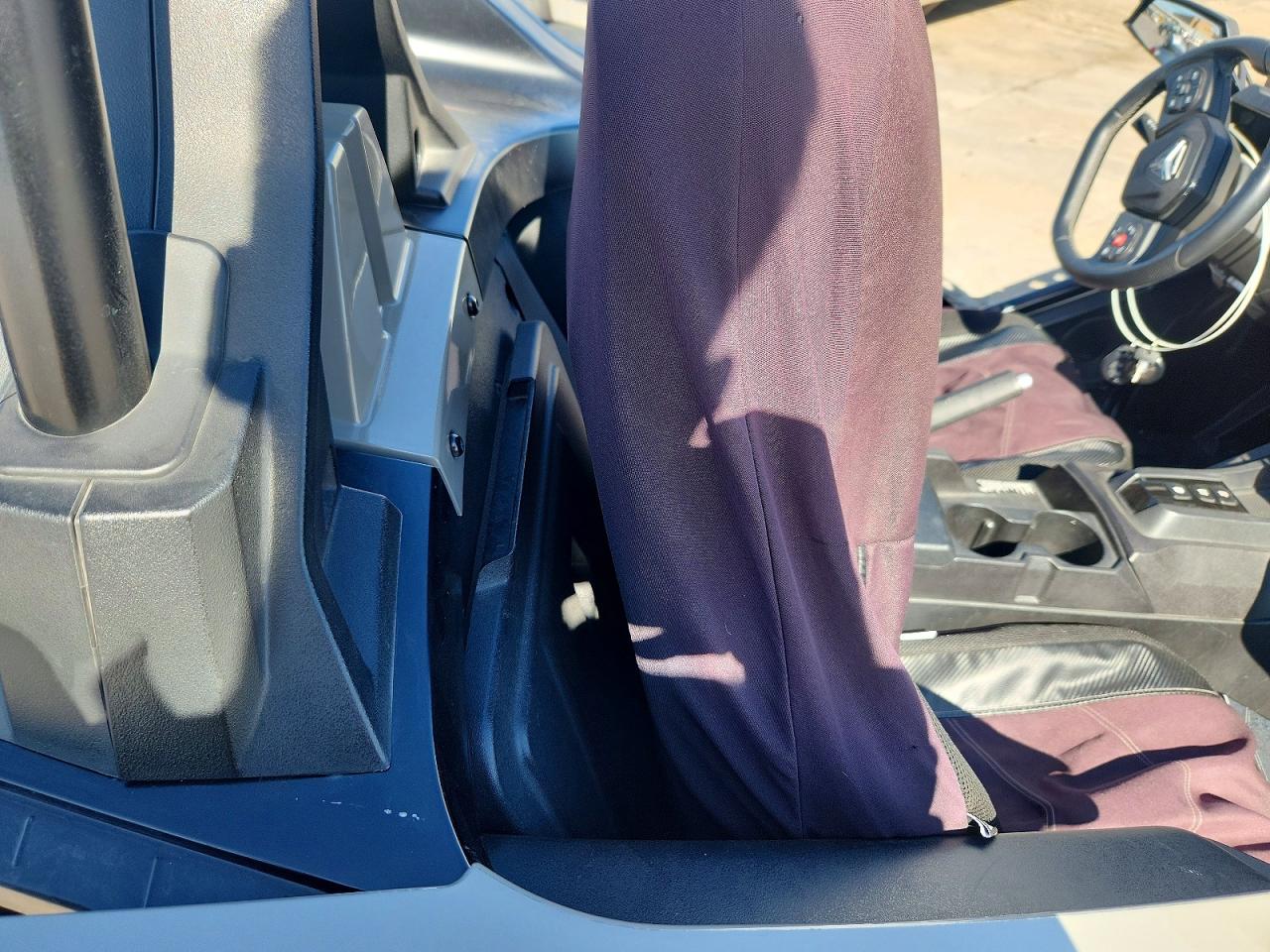 2022 POLARIS SLINGSHOT