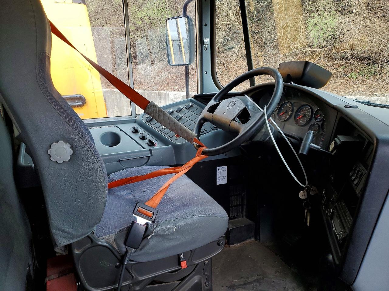 2014 IC CORPORATION BUS
