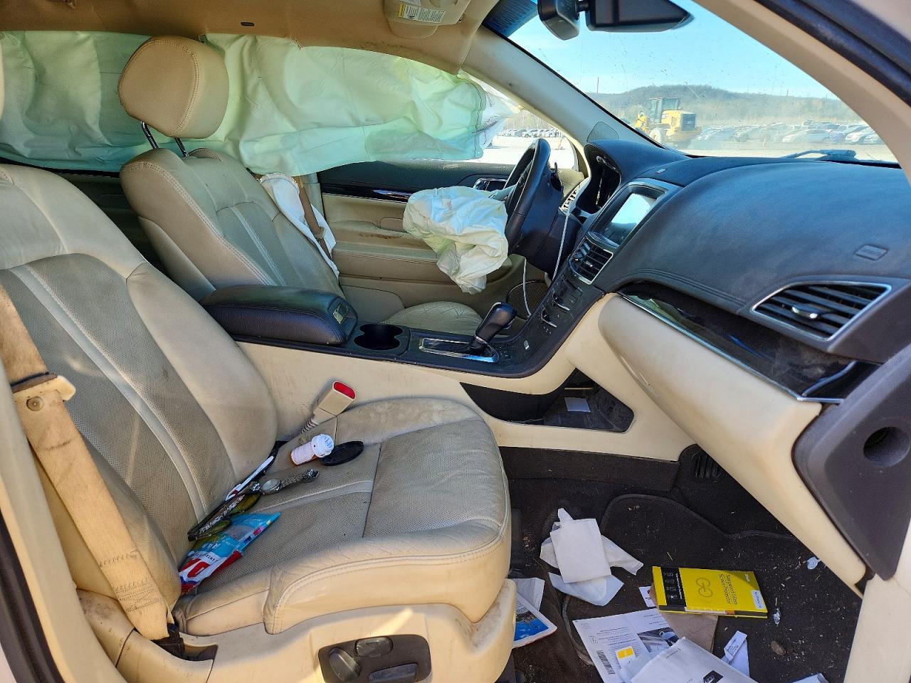 2019 LINCOLN MKT