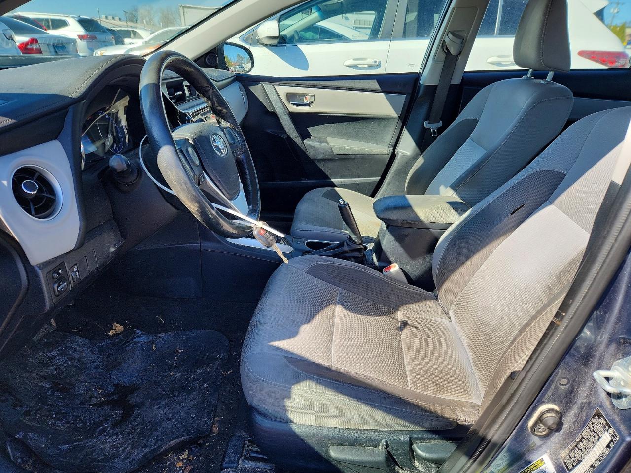 2017 TOYOTA COROLLA