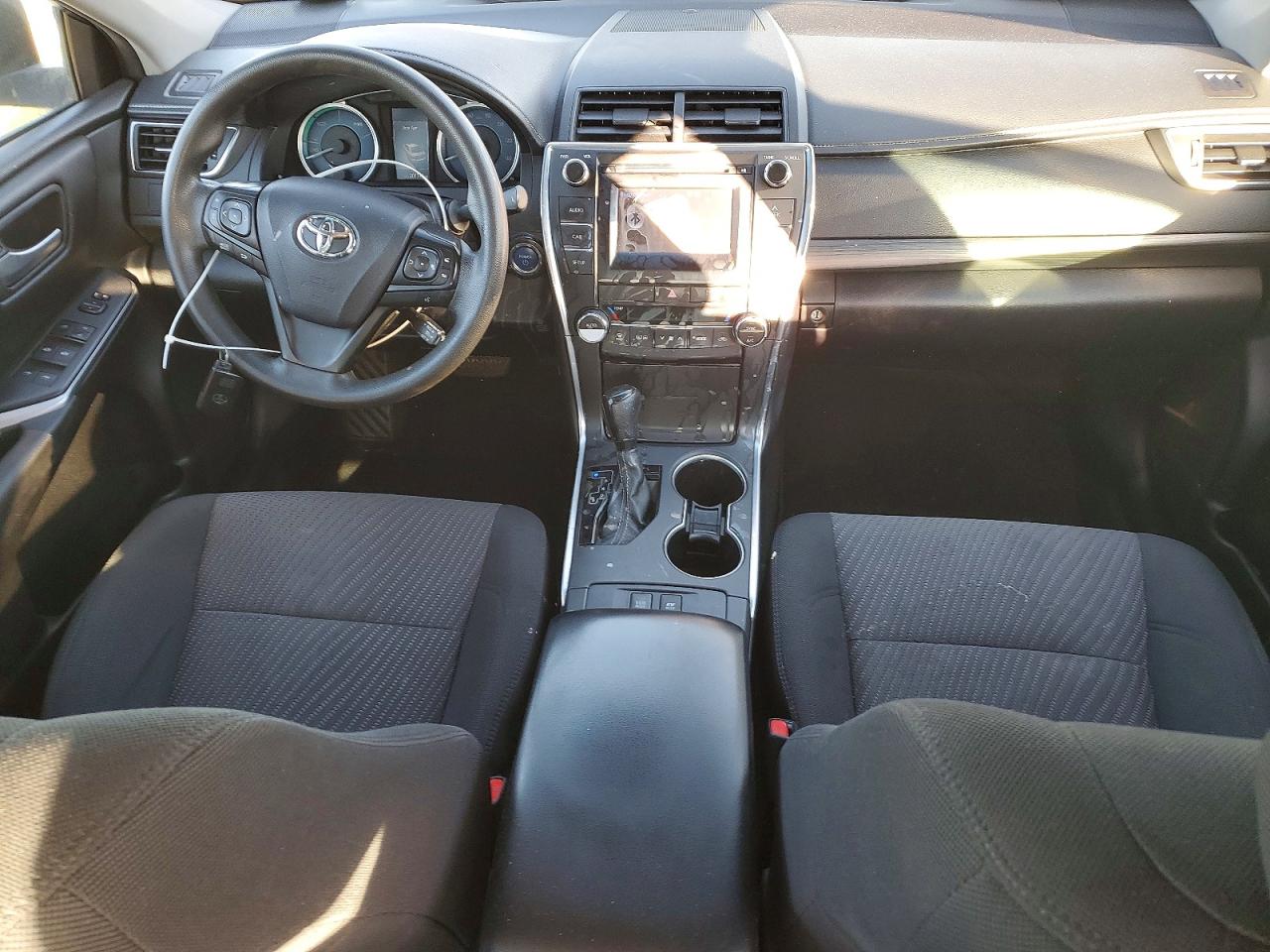 2016 TOYOTA CAMRY