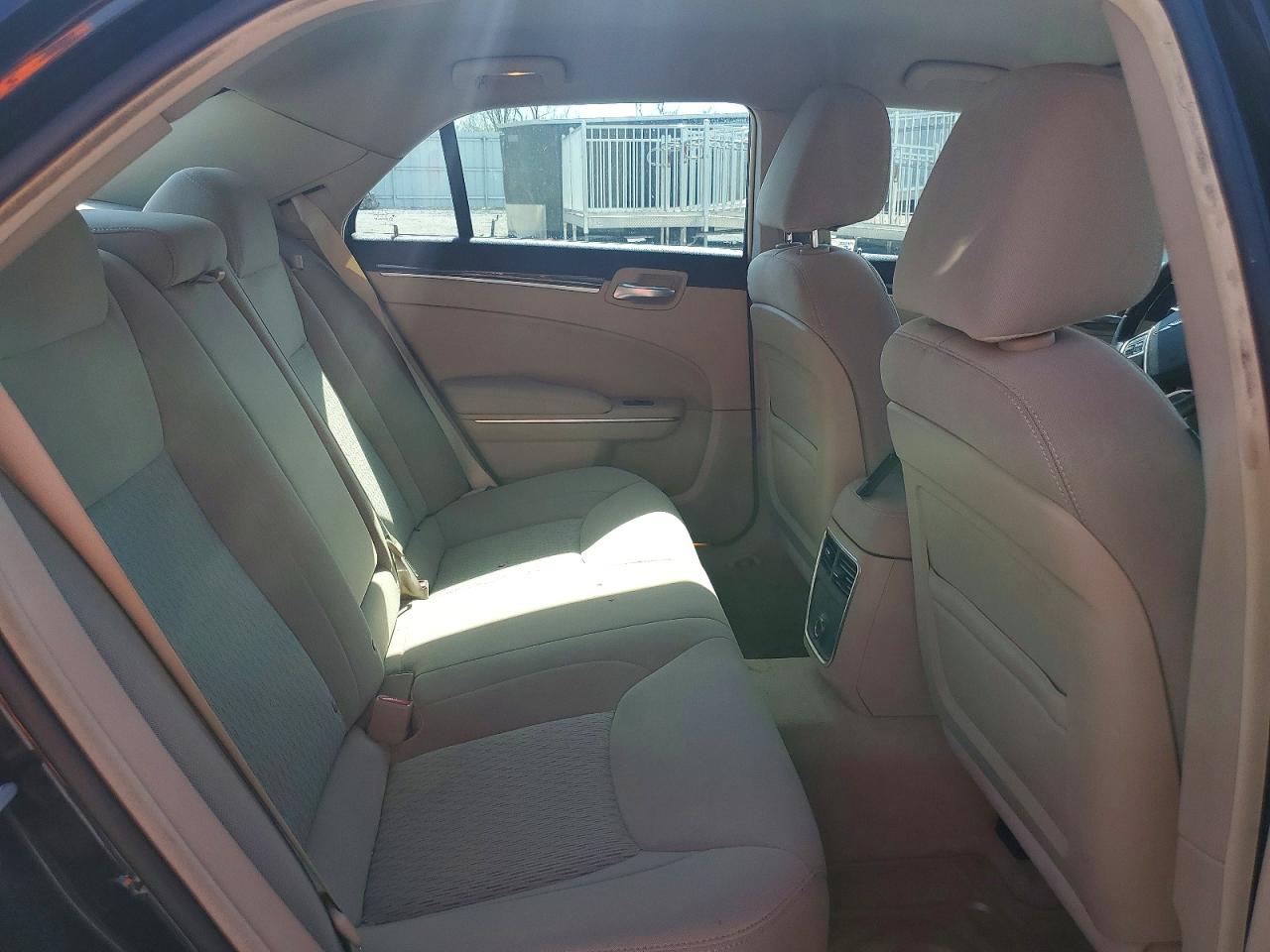 2012 CHRYSLER 300
