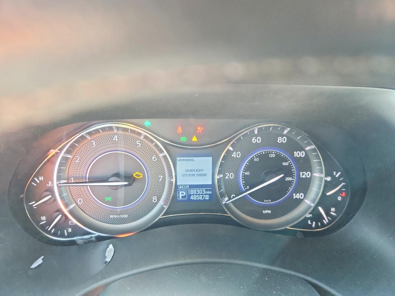 2015 INFINITI QX80