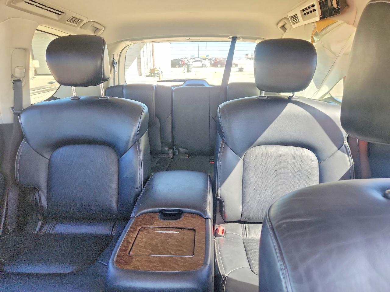 2015 INFINITI QX80