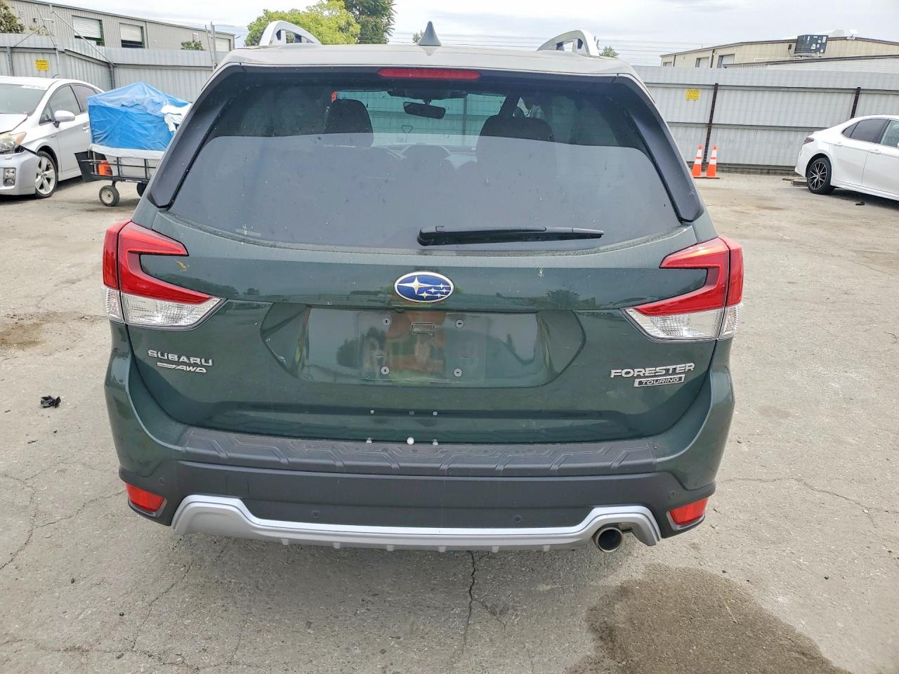 2023 SUBARU FORESTER
