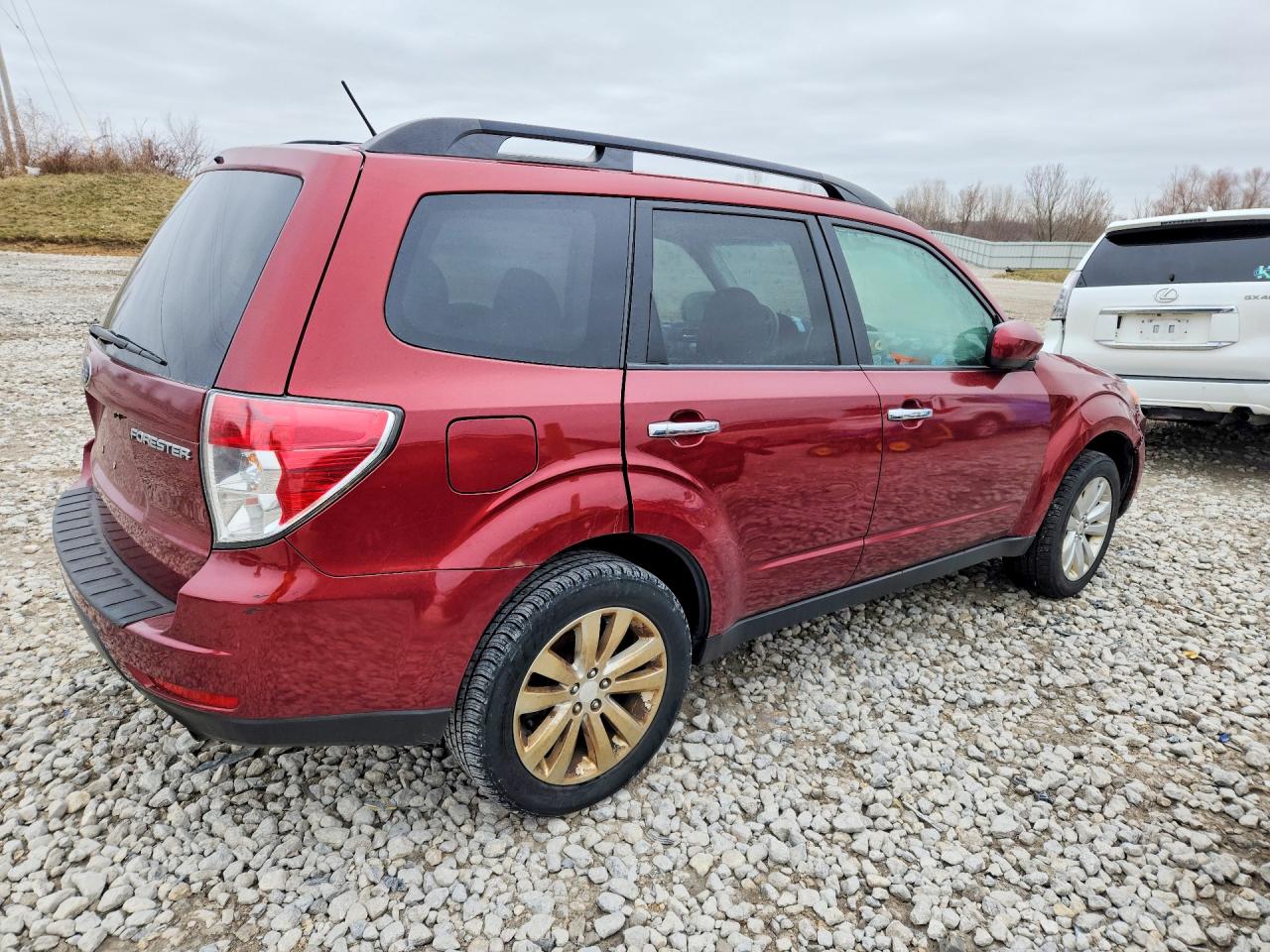 2011 SUBARU FORESTER