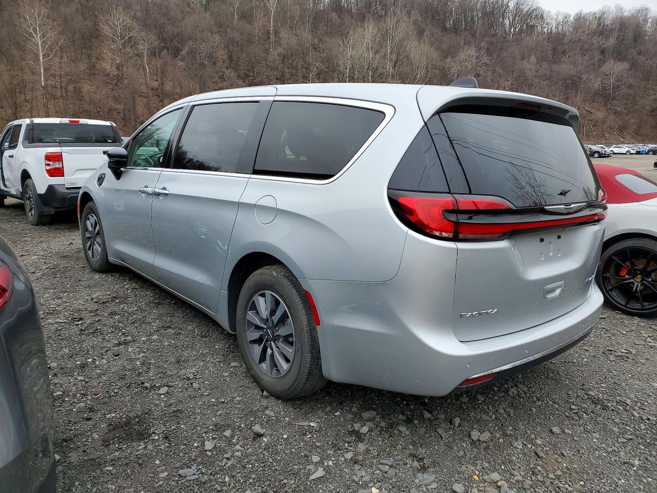 2024 CHRYSLER PACIFICA