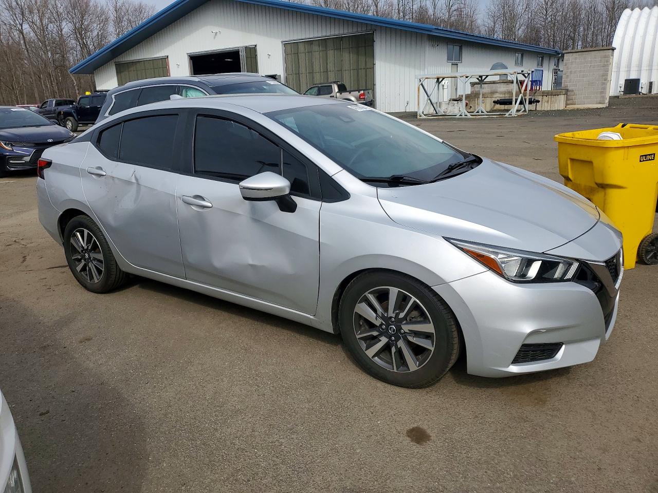 2020 NISSAN VERSA
