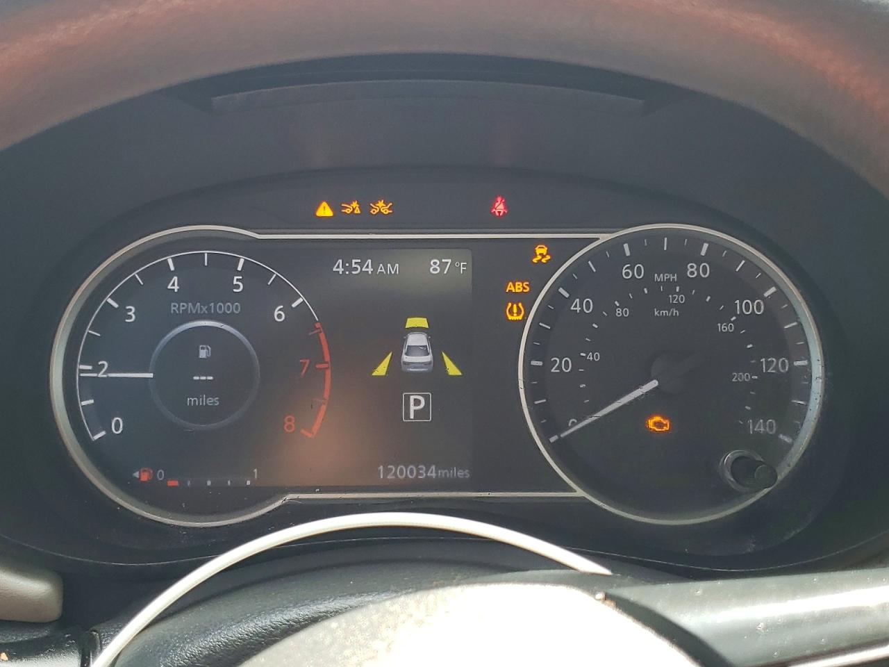 2020 NISSAN VERSA
