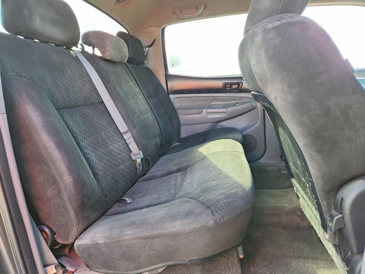 2011 TOYOTA TACOMA