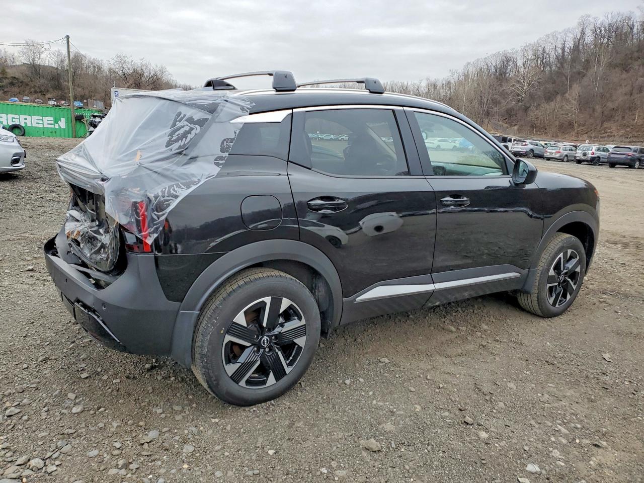 2026 NISSAN KICKS