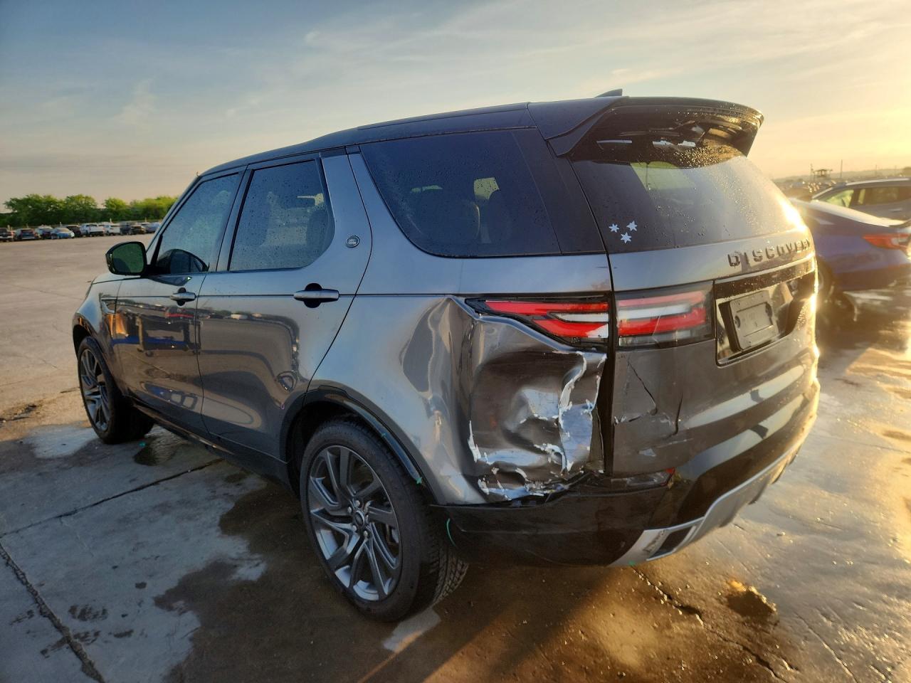 2018 LAND ROVER DISCOVERY