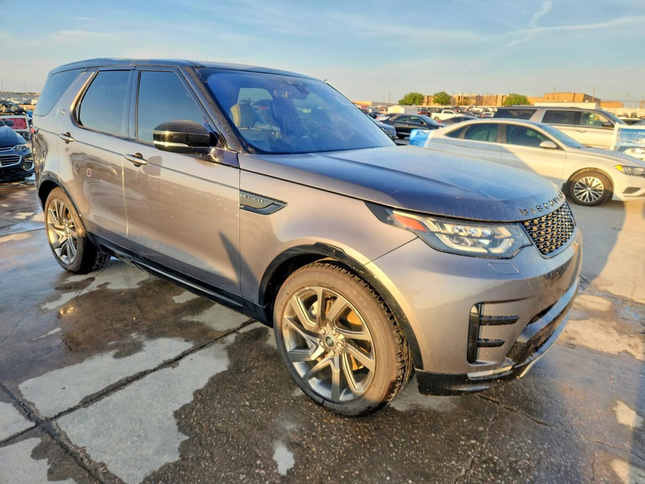 2018 LAND ROVER DISCOVERY
