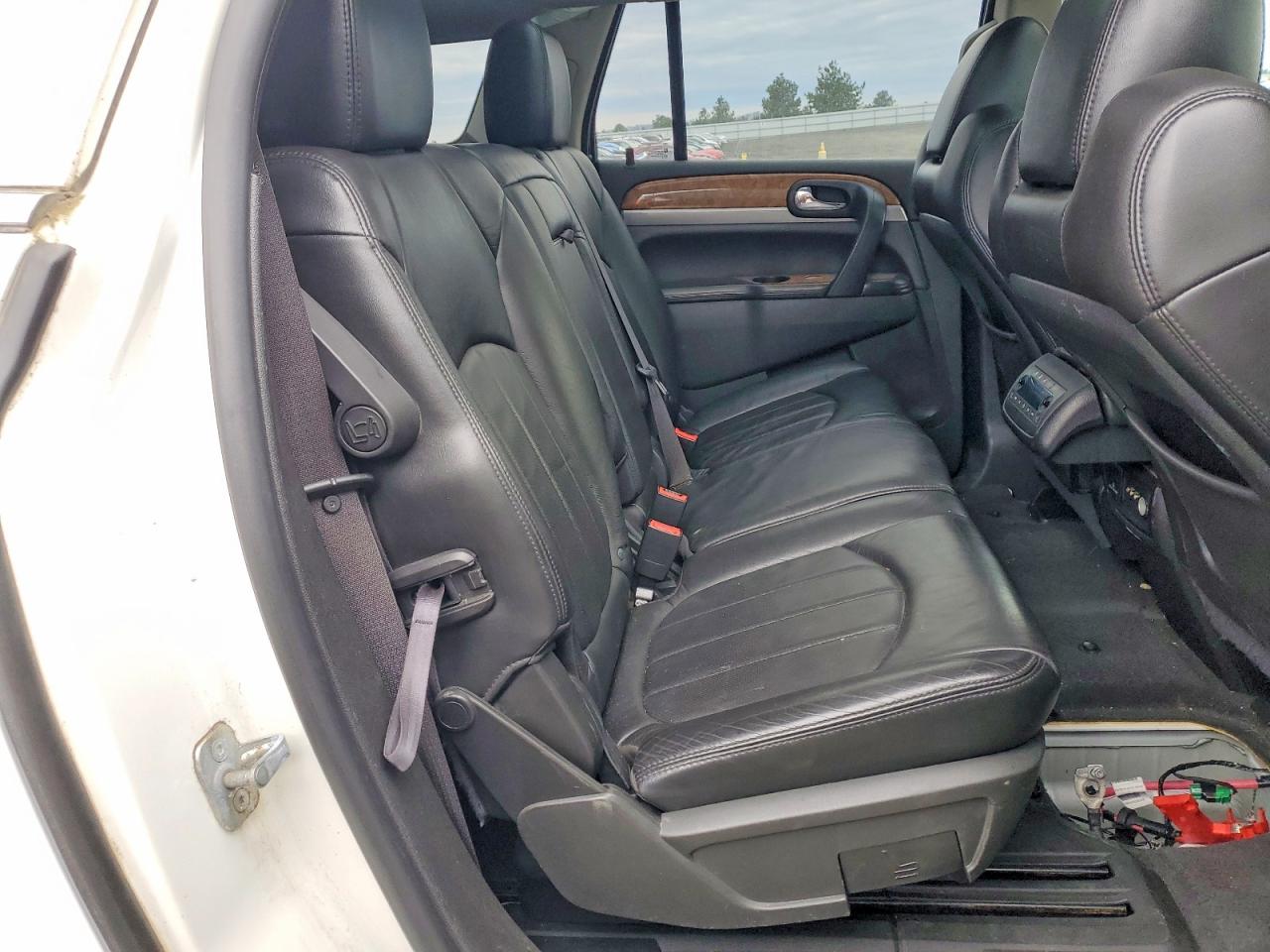 2011 BUICK ENCLAVE