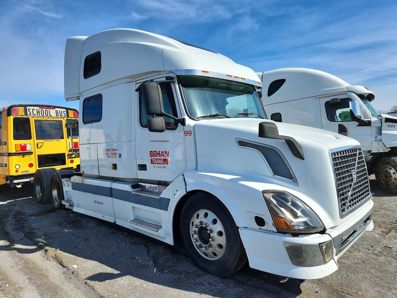 2003 VOLVO VN