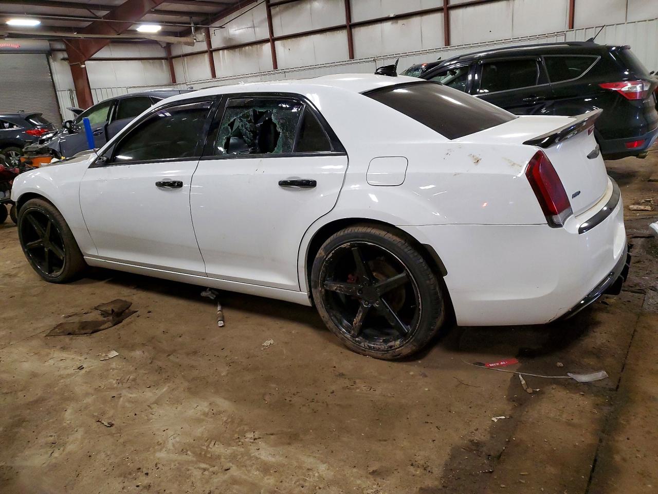 2016 CHRYSLER 300