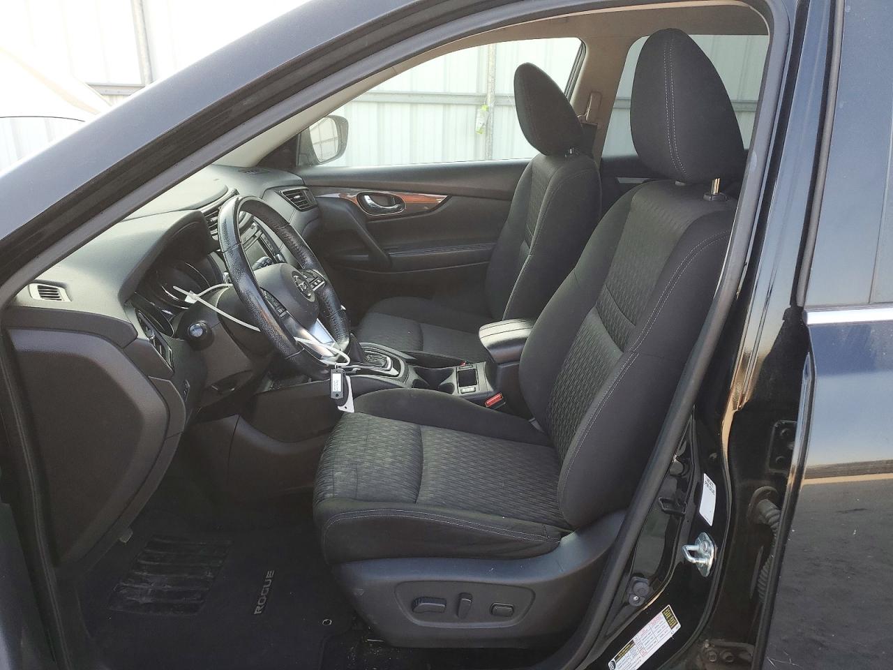 2019 NISSAN ROGUE