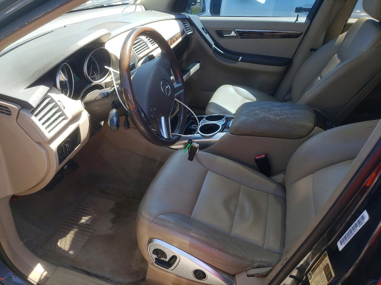 2011 MERCEDES-BENZ R-CLASS