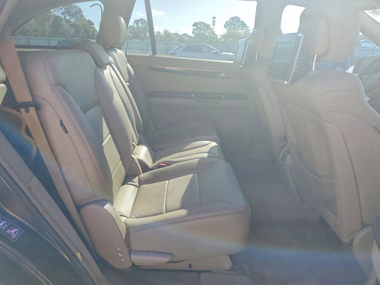 2011 MERCEDES-BENZ R-CLASS