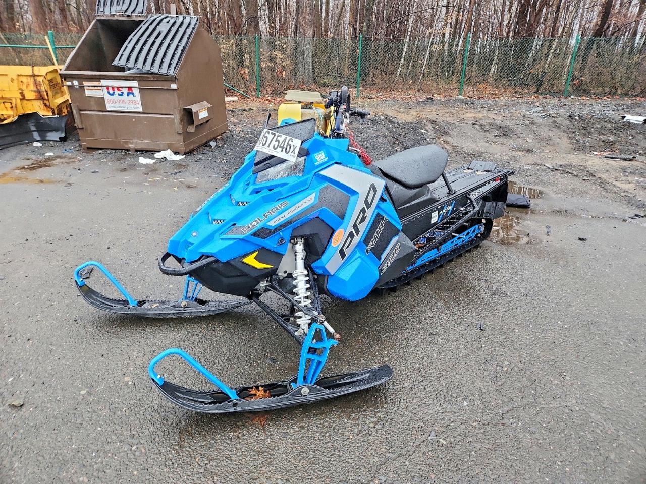 2017 POLARIS SNOWMOBILE