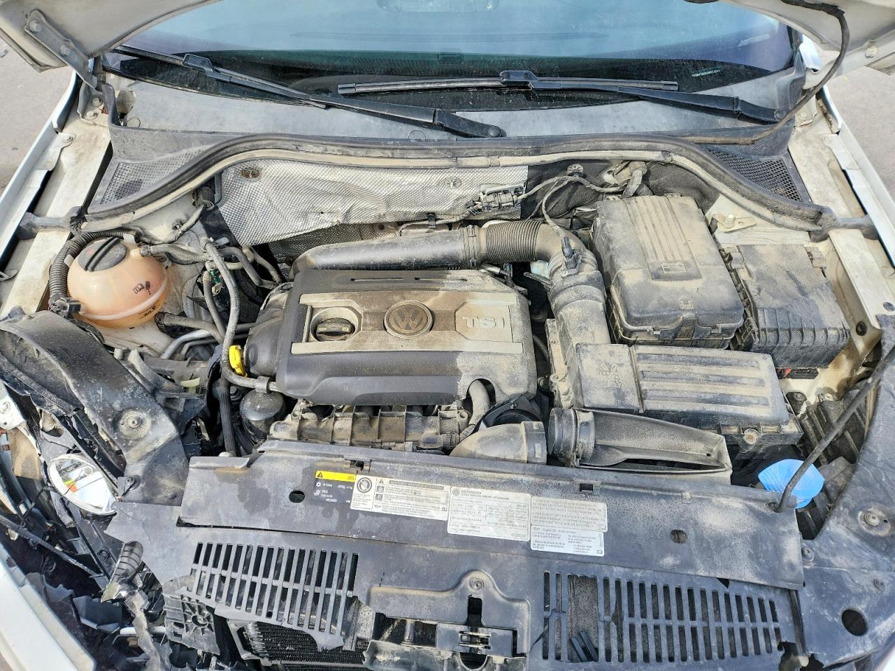 2016 VOLKSWAGEN TIGUAN