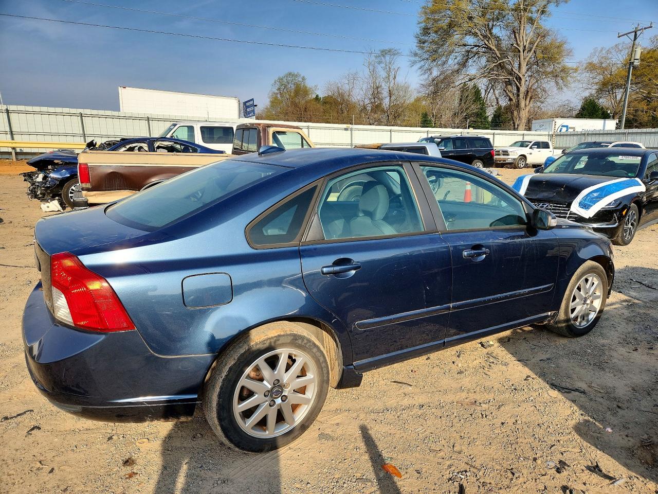 2008 VOLV S40