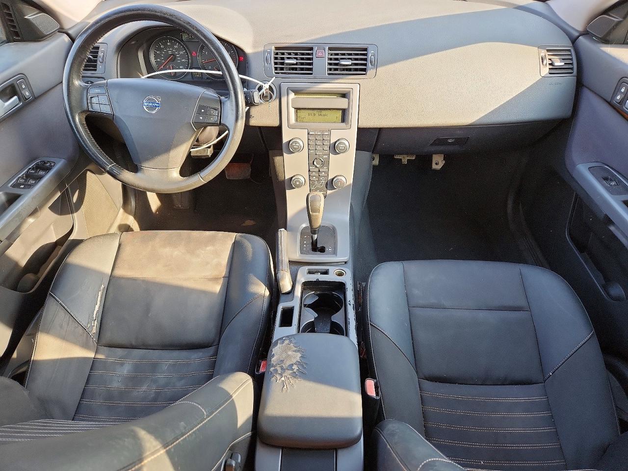 2008 VOLV S40