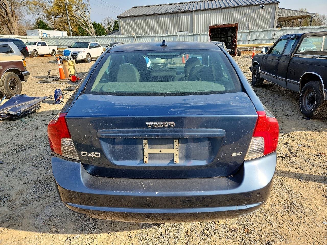 2008 VOLV S40