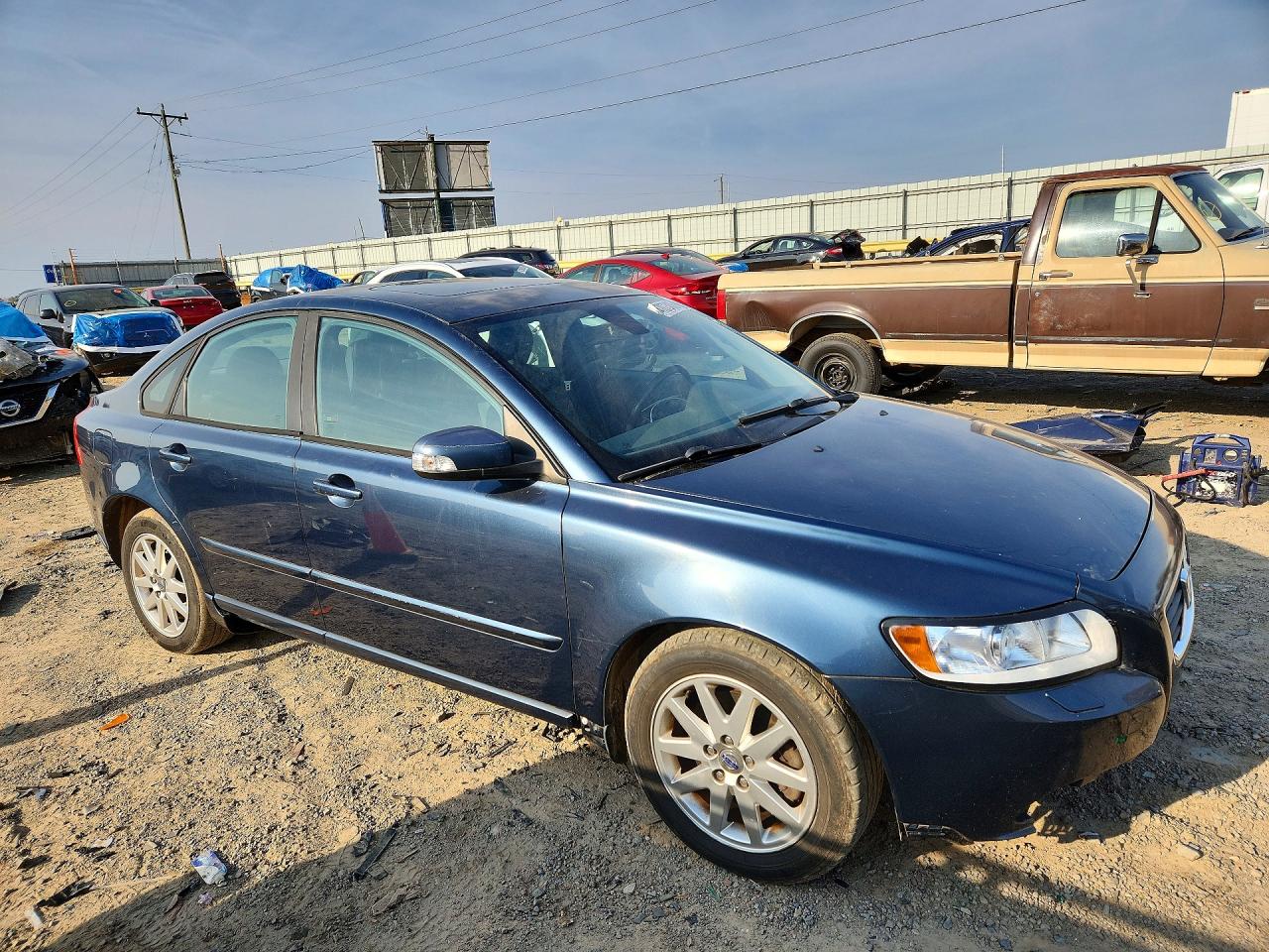 2008 VOLV S40