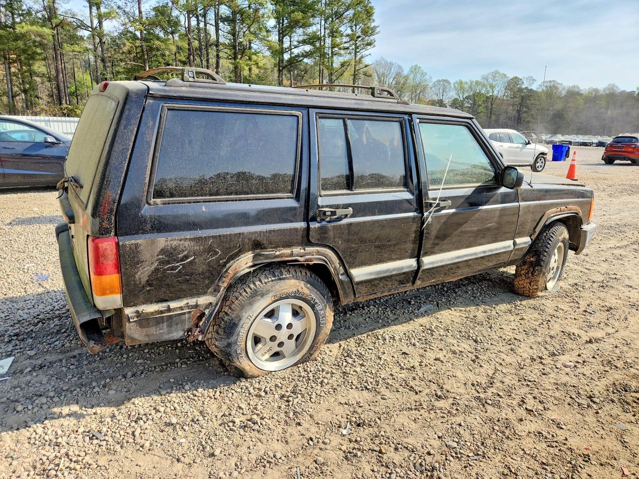 2001 JEEP CHEROKEE S