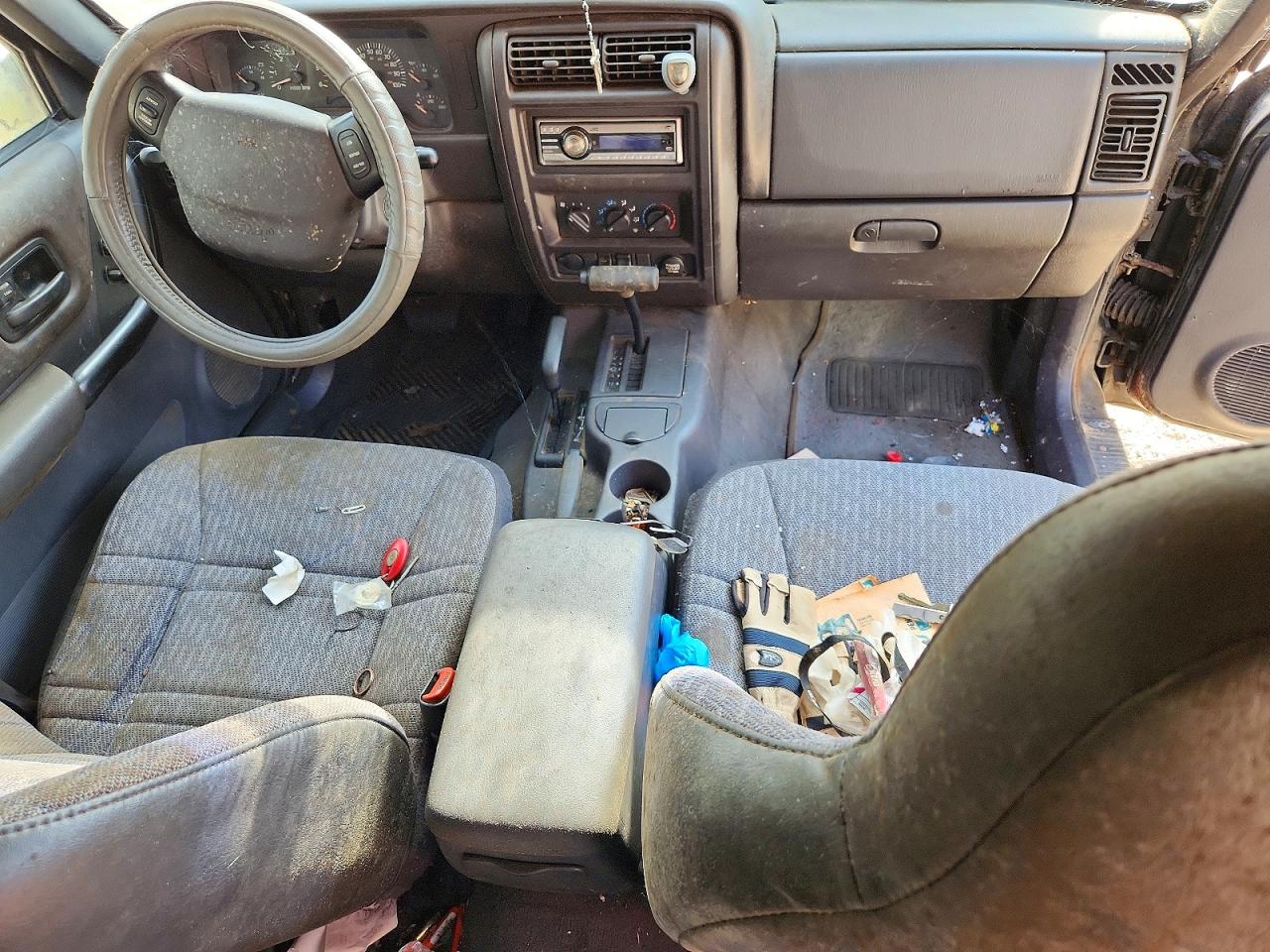 2001 JEEP CHEROKEE S