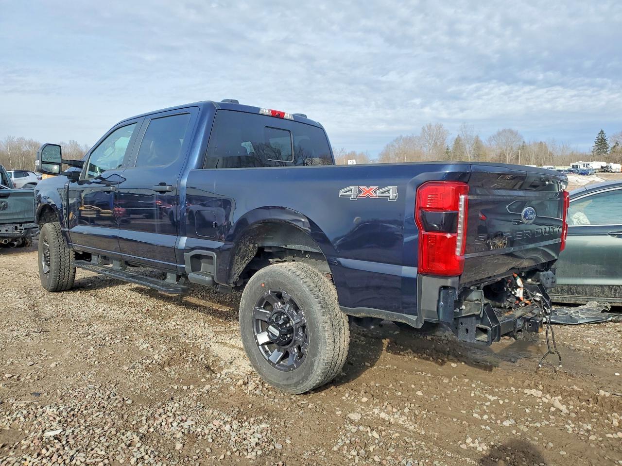 2025 FORD F250