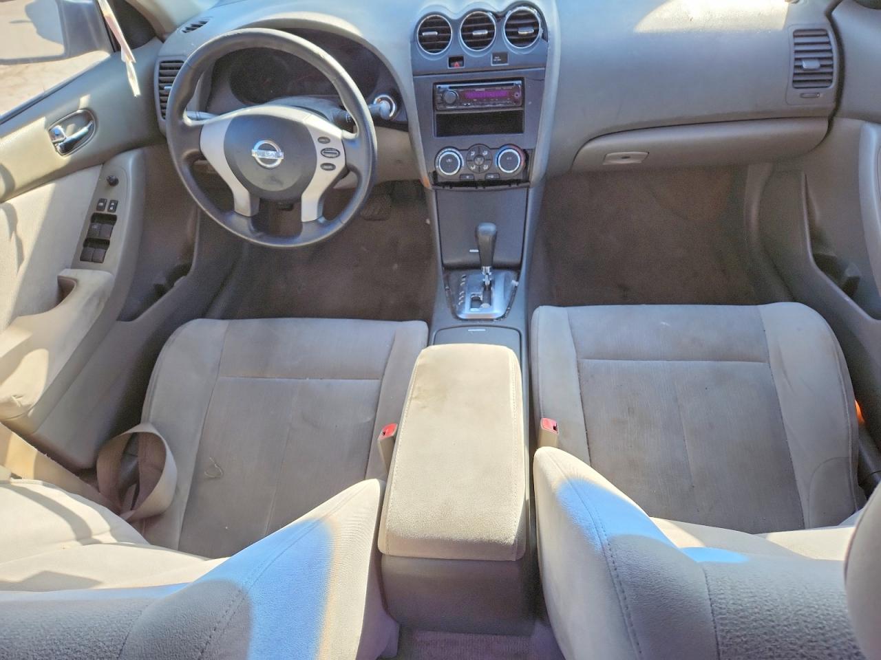 2010 NISSAN ALTIMA