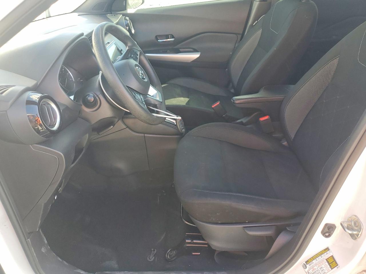 2020 NISSAN KICKS