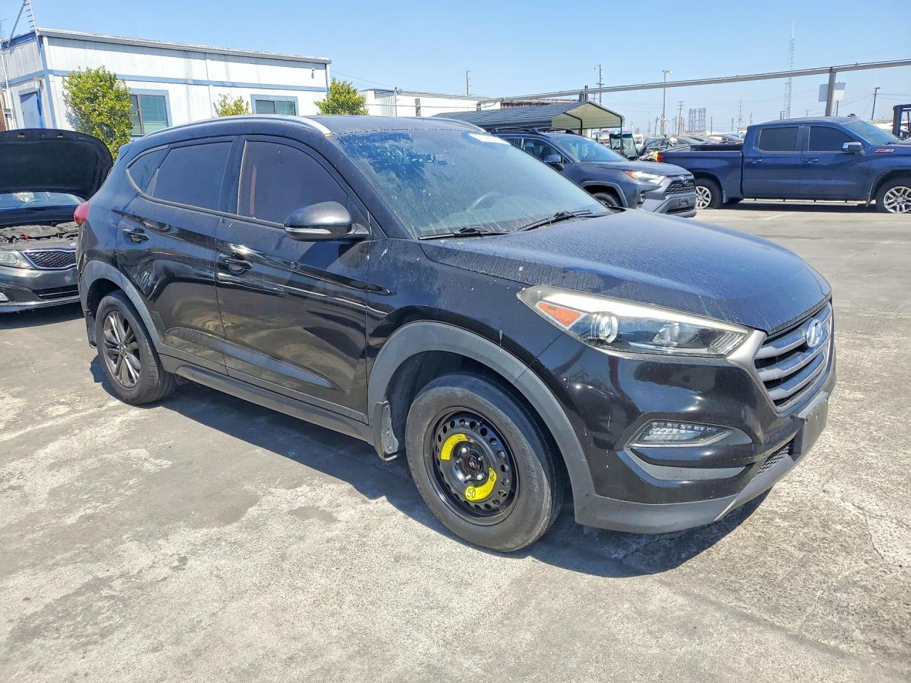 2016 HYUNDAI TUCSON
