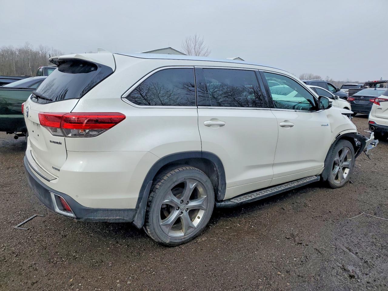 2018 TOYOTA HIGHLANDER