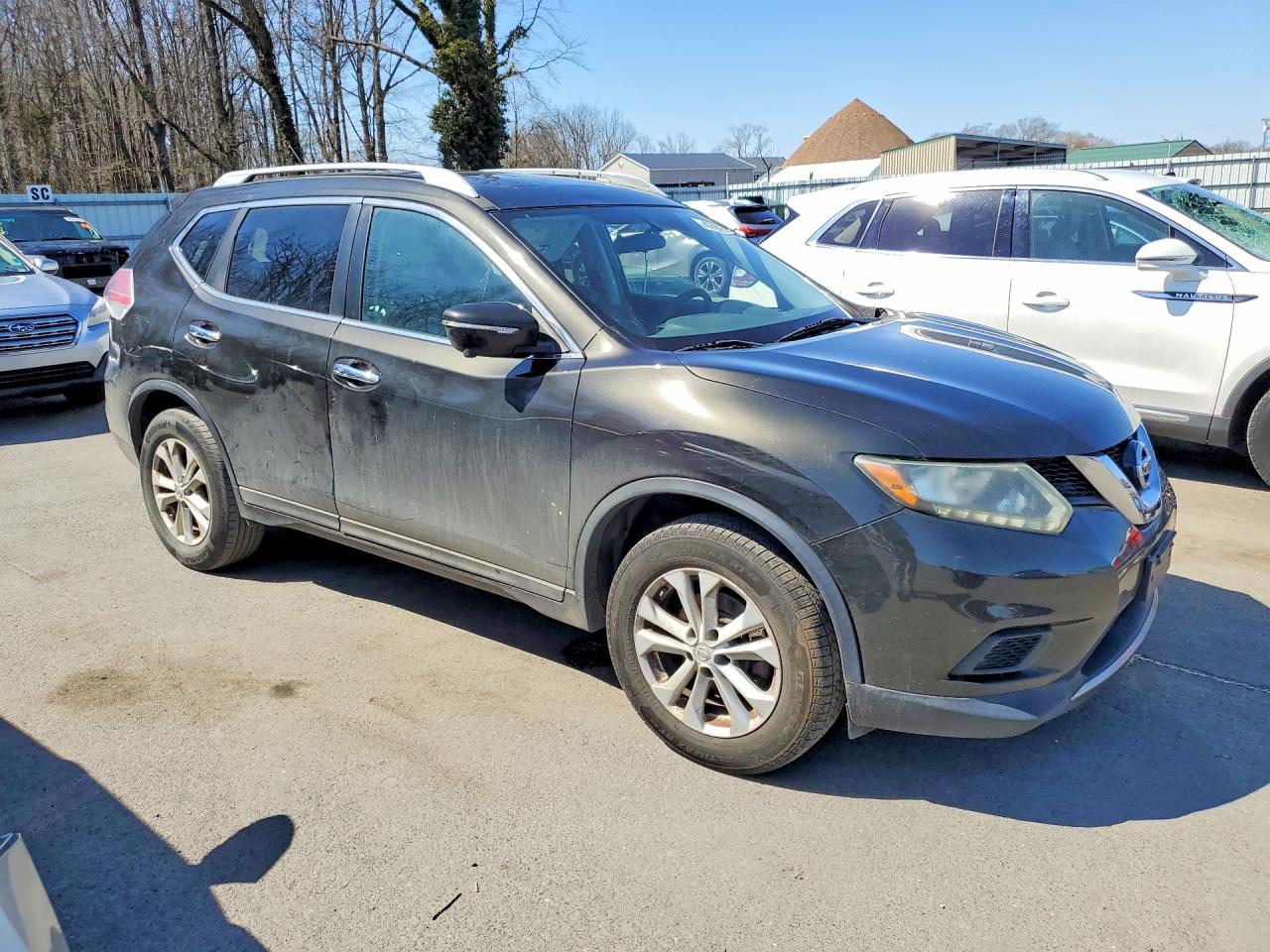 2014 NISSAN ROGUE
