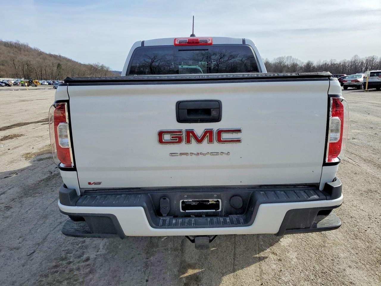 2022 GMC CANYON