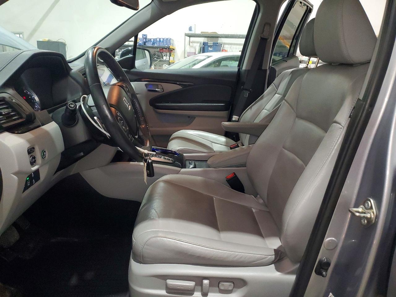2017 HONDA PILOT