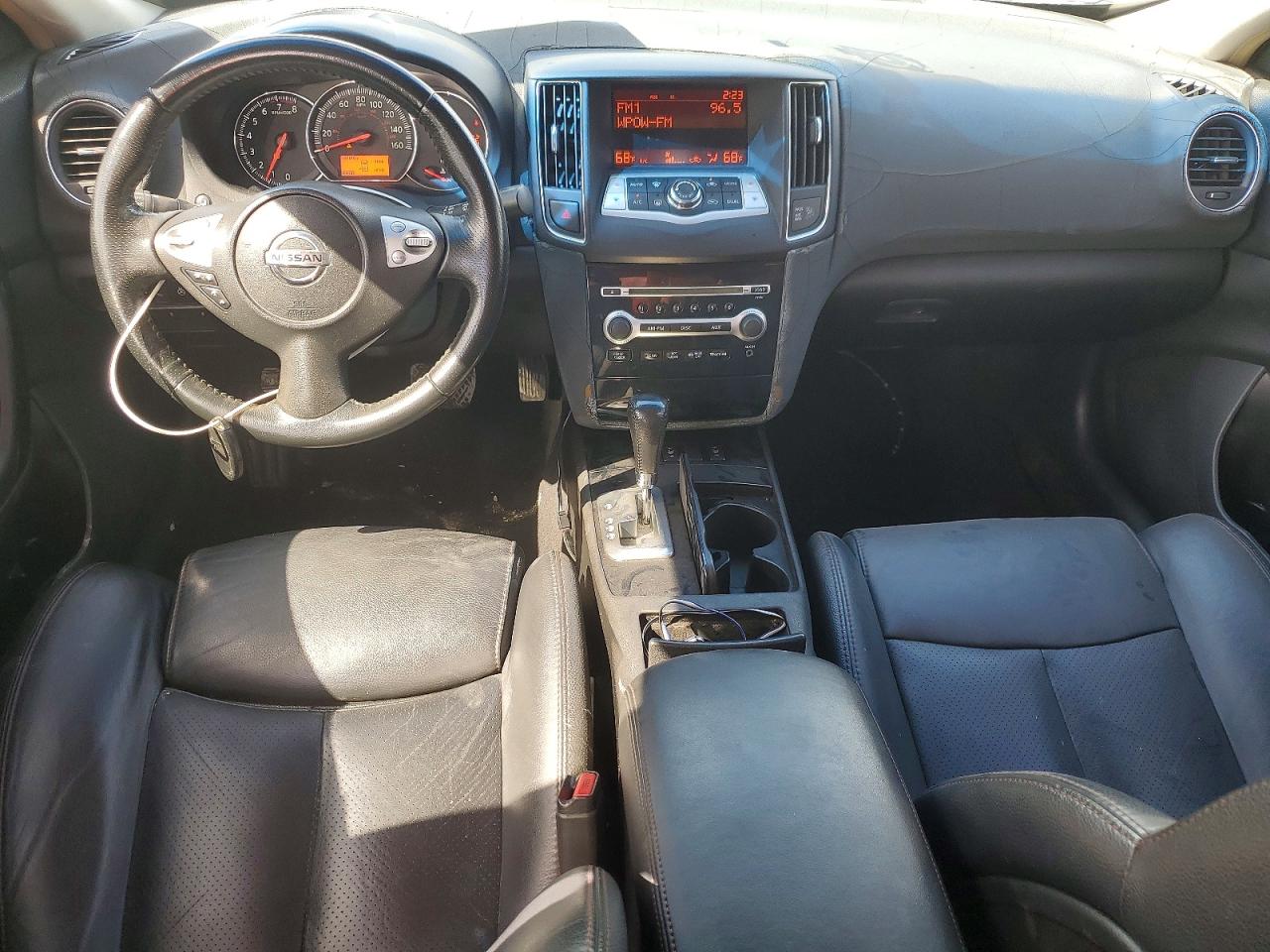 2011 NISSAN MAXIMA