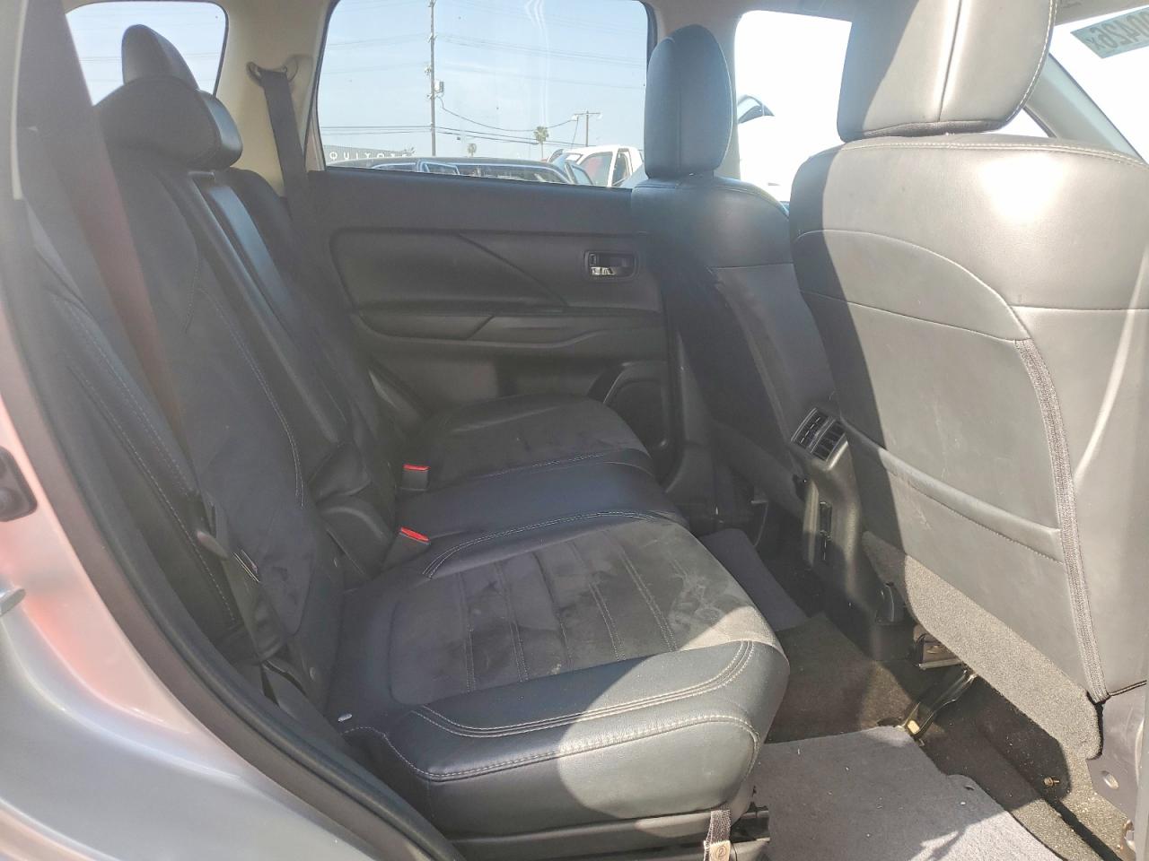 2020 MITSUBISHI OUTLANDER