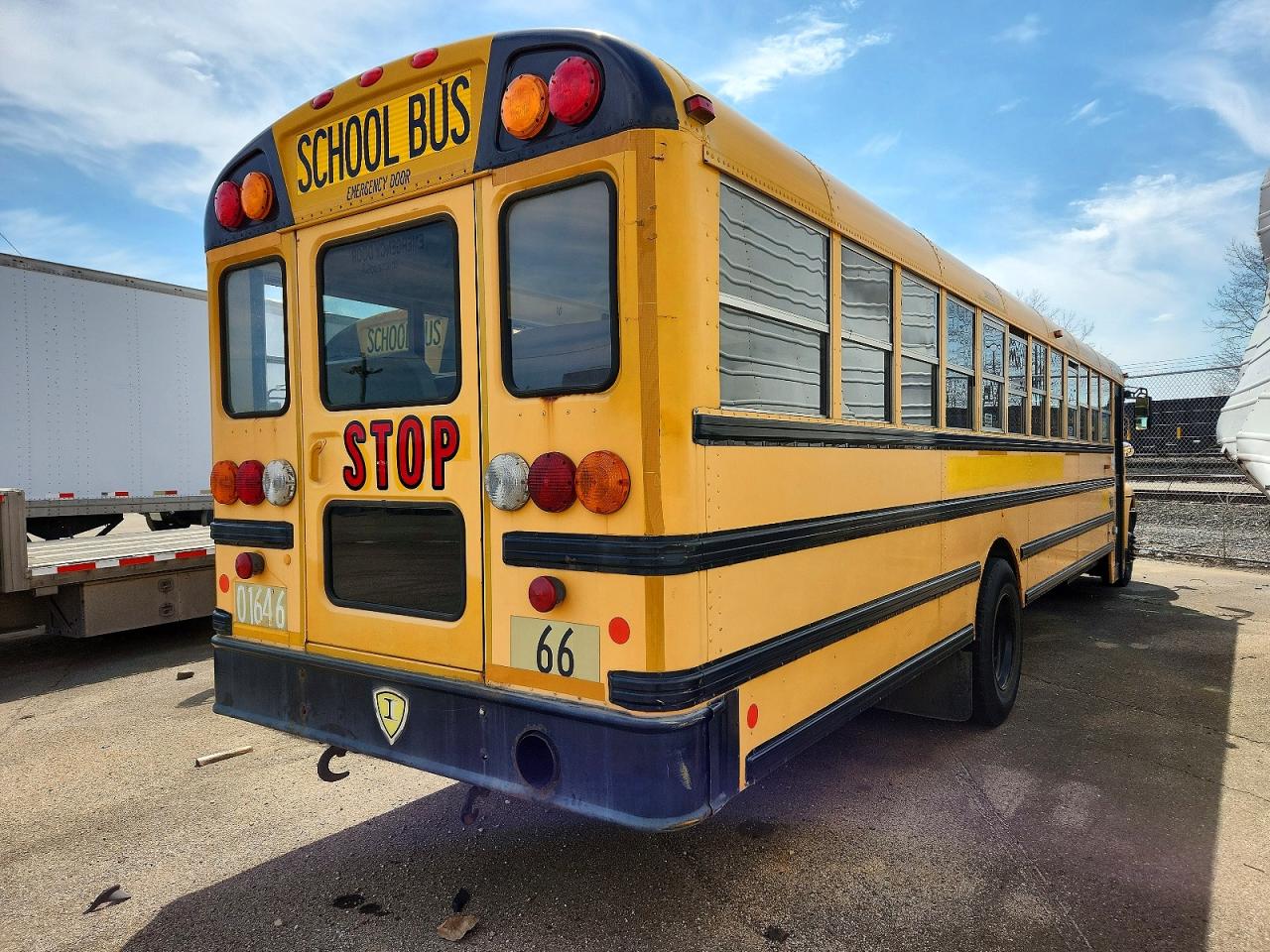 2009 IC CORPORATION CE SERIES