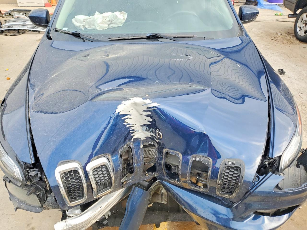 2018 JEEP CHEROKEE