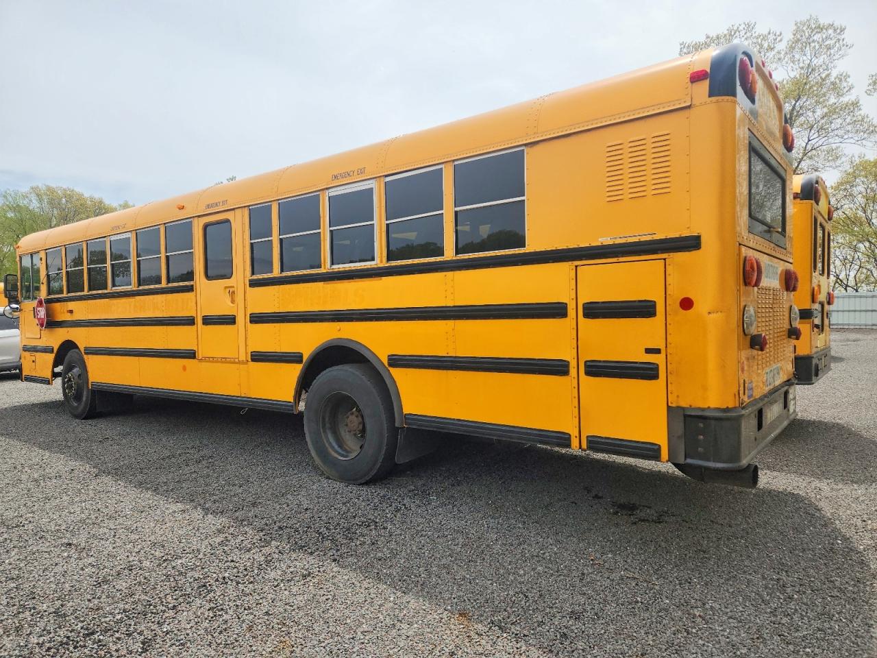 2015 IC CORPORATION 3000 RE