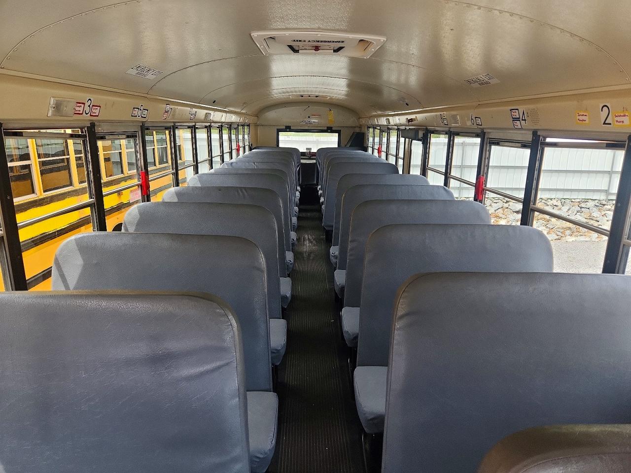 2015 IC CORPORATION 3000 RE
