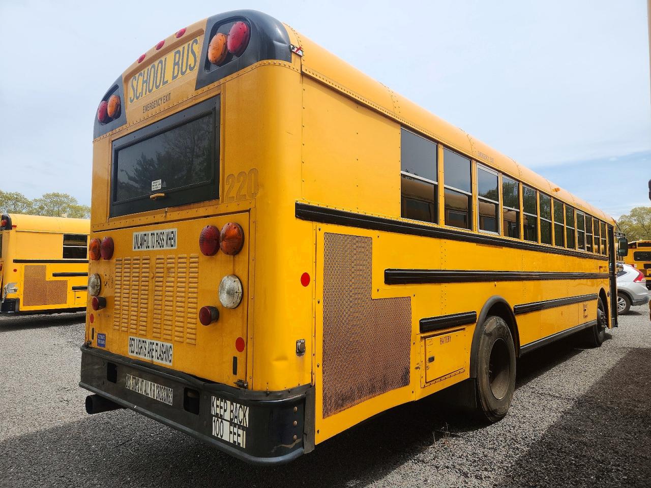 2015 IC CORPORATION 3000 RE